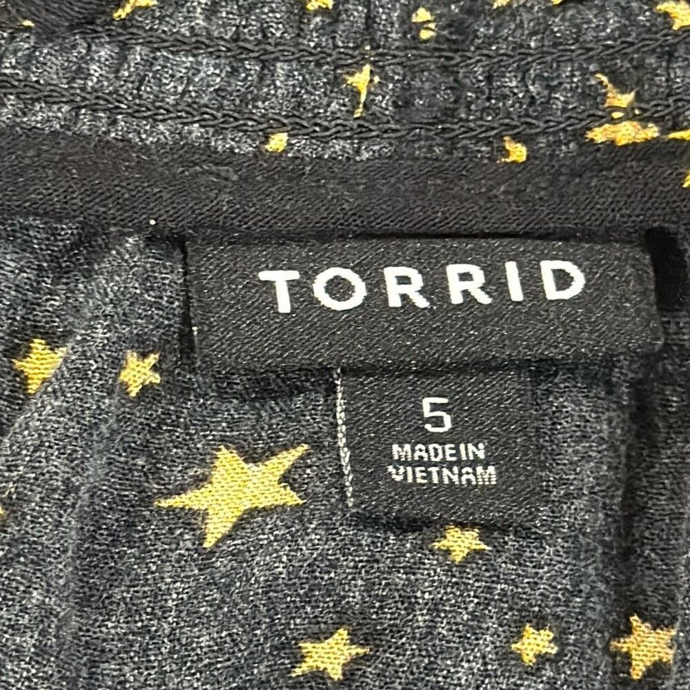 Torrid star Esther peasant top - Picture 8 of 9